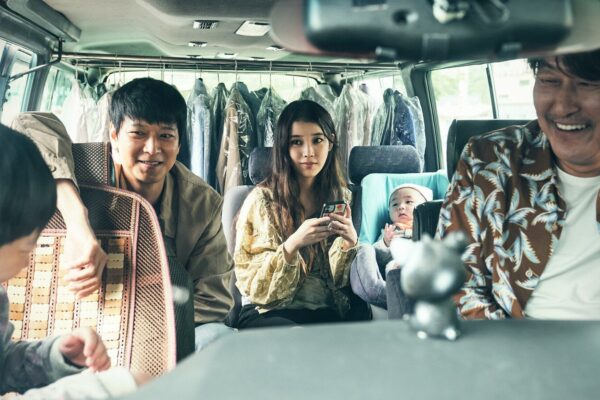 BROKER_STI-BTS-05.jpg_max
